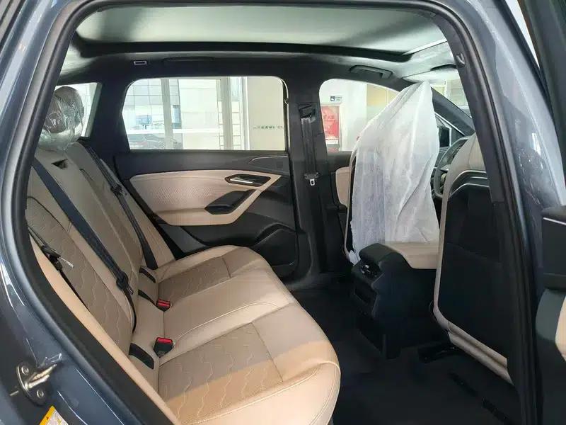 Audi Q6L e-tron 2026 First Edition — миниатюра 17