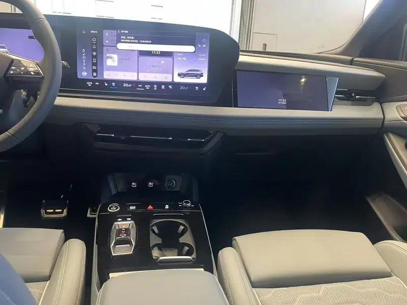 Audi Q6L e-tron 2026 First Edition — миниатюра 5