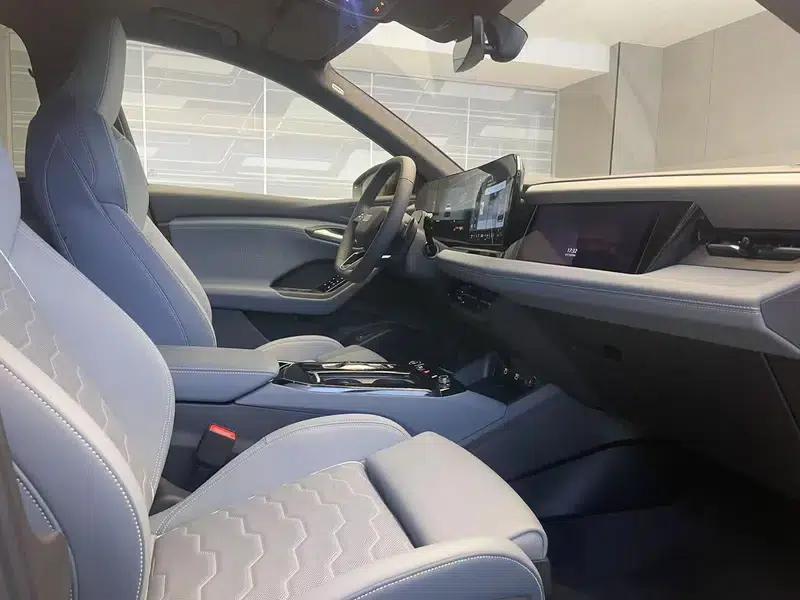 Audi Q6L e-tron 2026 First Edition — миниатюра 9