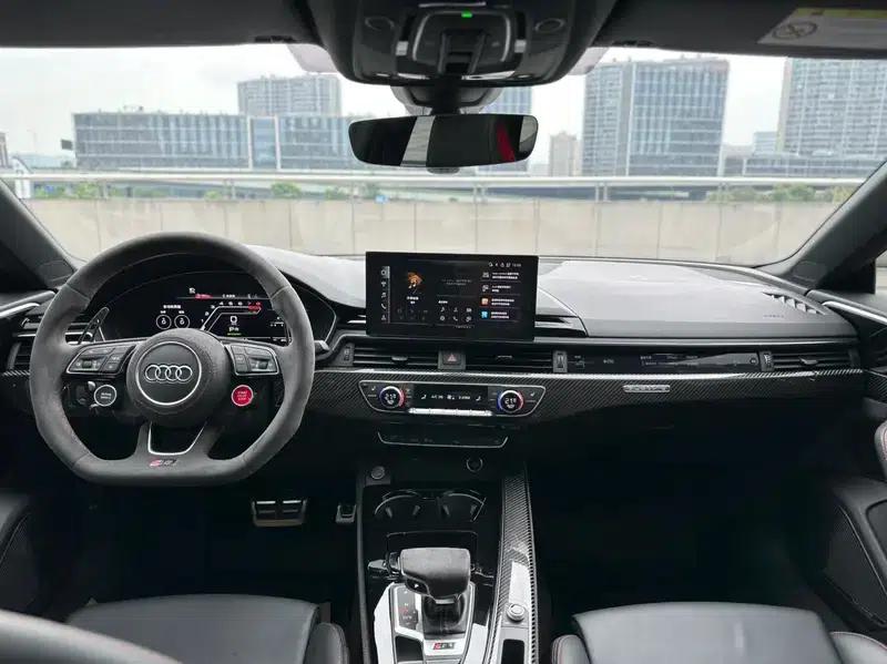 Audi RS 5 2023 2.9T Sportback Dark Gold Edition — миниатюра 15