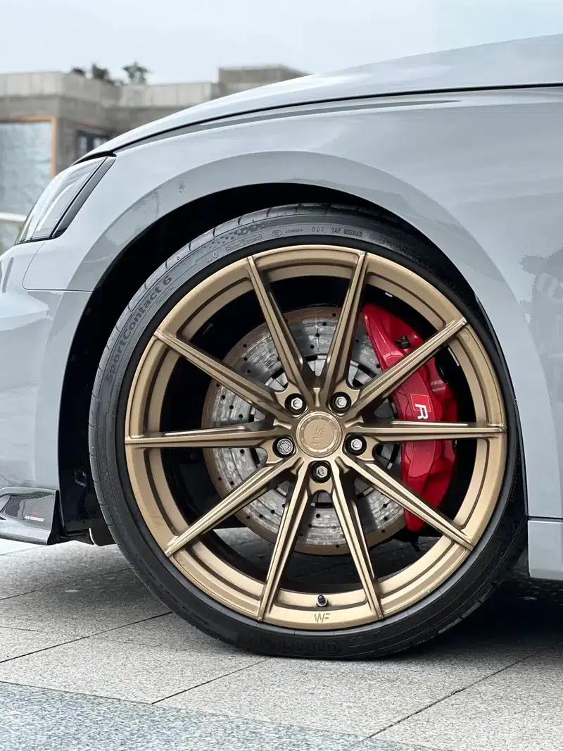 Audi RS 5 2023 2.9T Sportback Dark Gold Edition — миниатюра 9