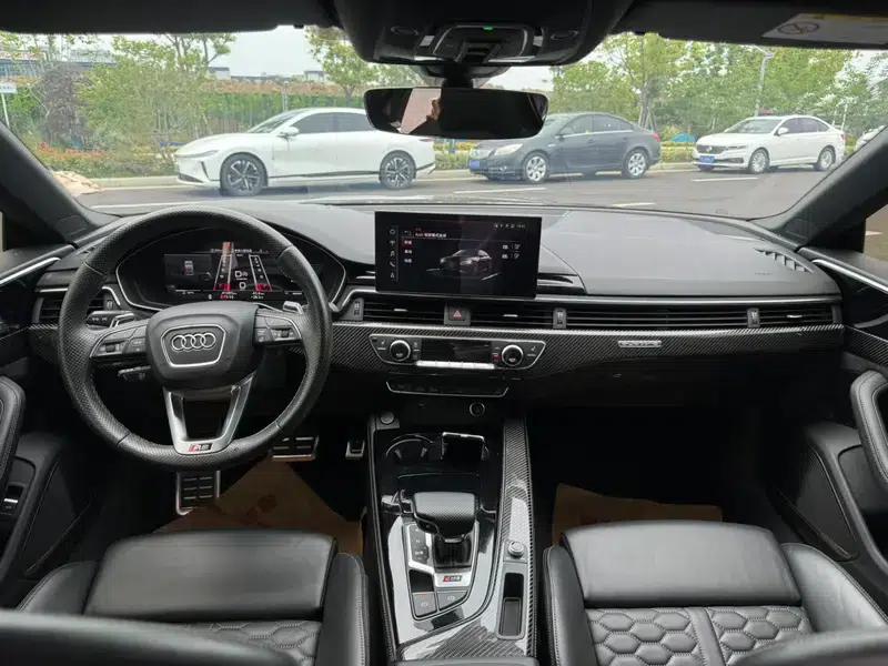 Audi RS 5 2021 2.9T Sportback Dark Gold Edition — миниатюра 14