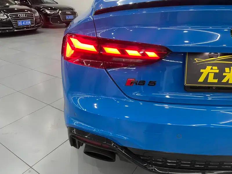 Audi RS 5 2021 2.9T Sportback Dark Gold Edition — миниатюра 10
