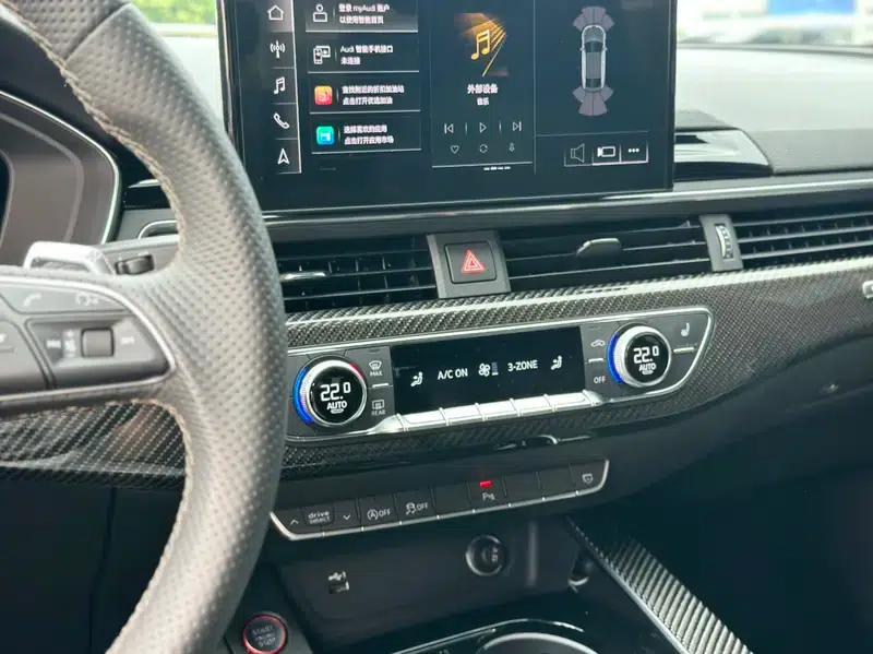 Audi RS 5 2022 2.9T Sportback Dark Gold Edition — миниатюра 11
