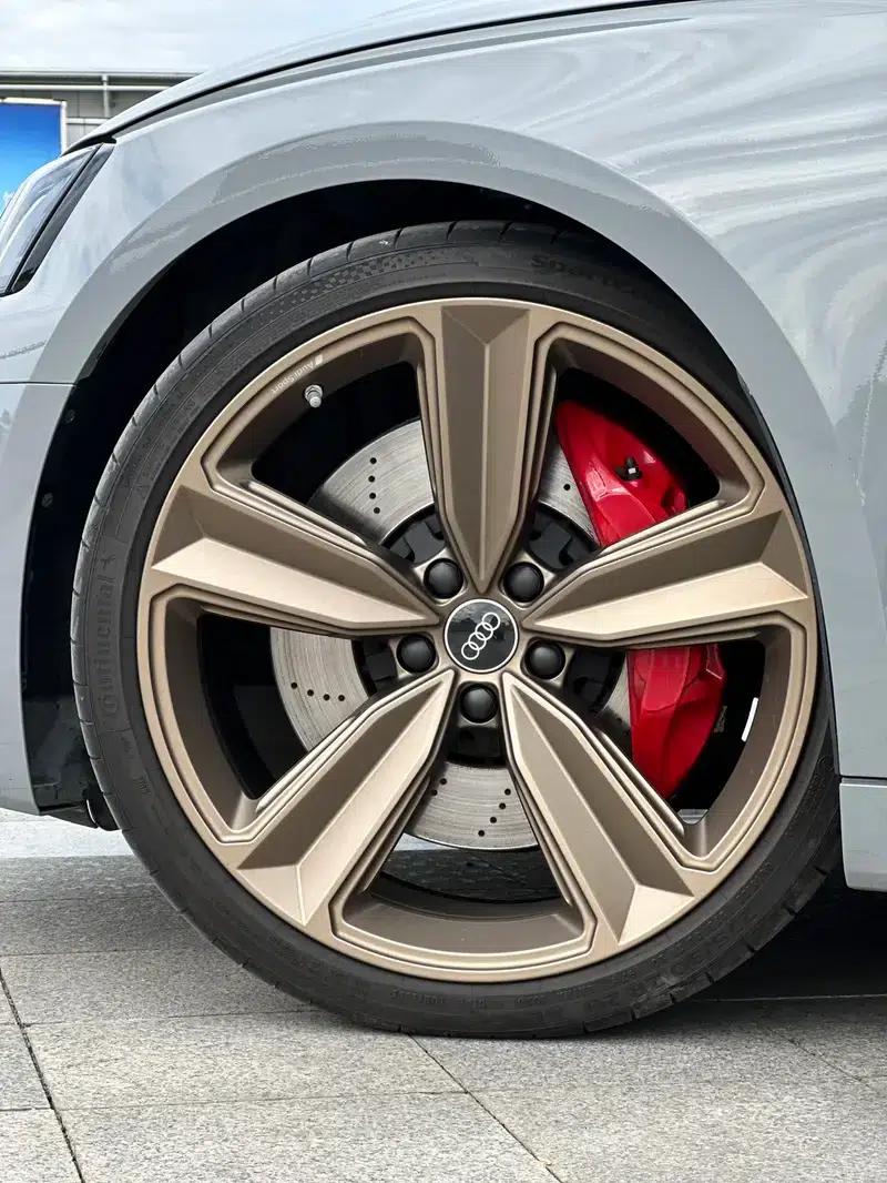 Audi RS 5 2022 2.9T Sportback Dark Gold Edition — миниатюра 8
