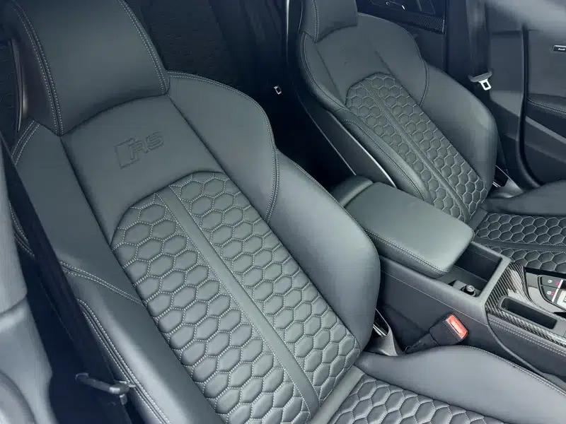 Audi RS 5 2023 2.9T Sportback Dark Gold Edition — миниатюра 12