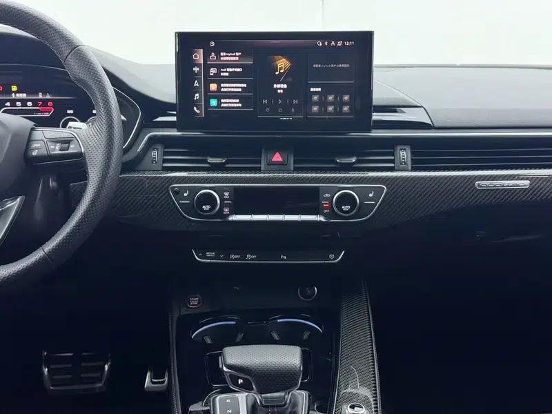 Audi RS 5 2023 2.9T Sportback Dark Gold Edition — миниатюра 14