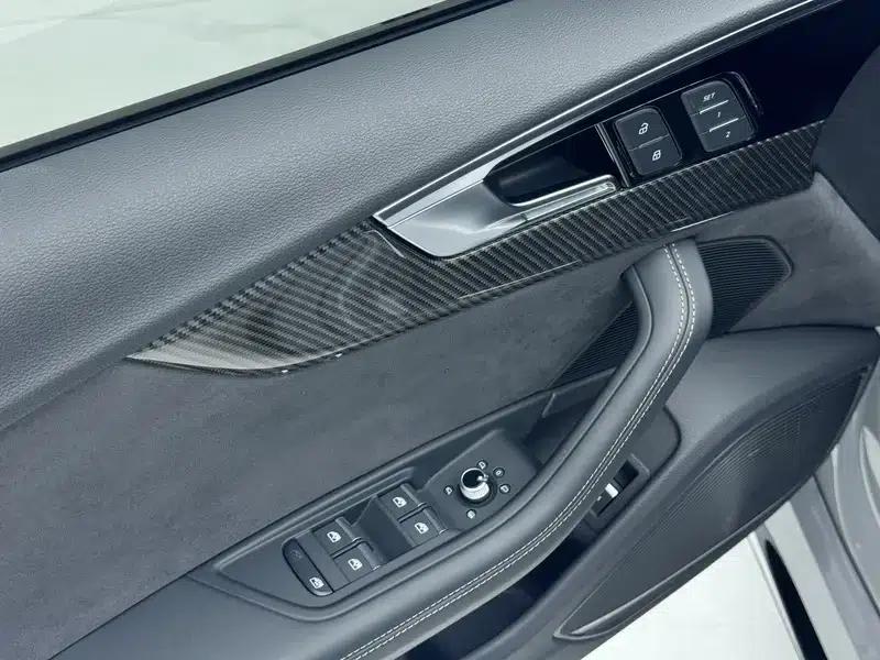 Audi RS 5 2023 2.9T Sportback Dark Gold Edition — миниатюра 22