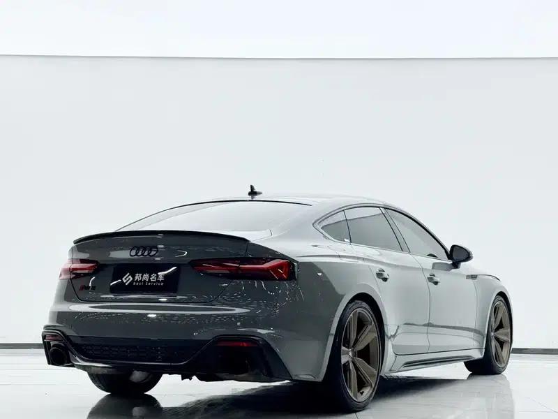 Audi RS 5 2023 2.9T Sportback Dark Gold Edition — миниатюра 4