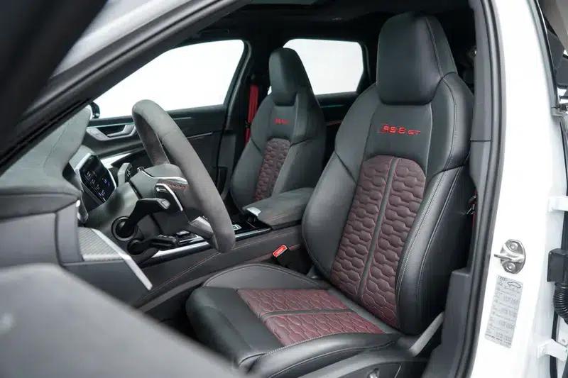 2025 Audi RS 6 Avant GT — миниатюра 10
