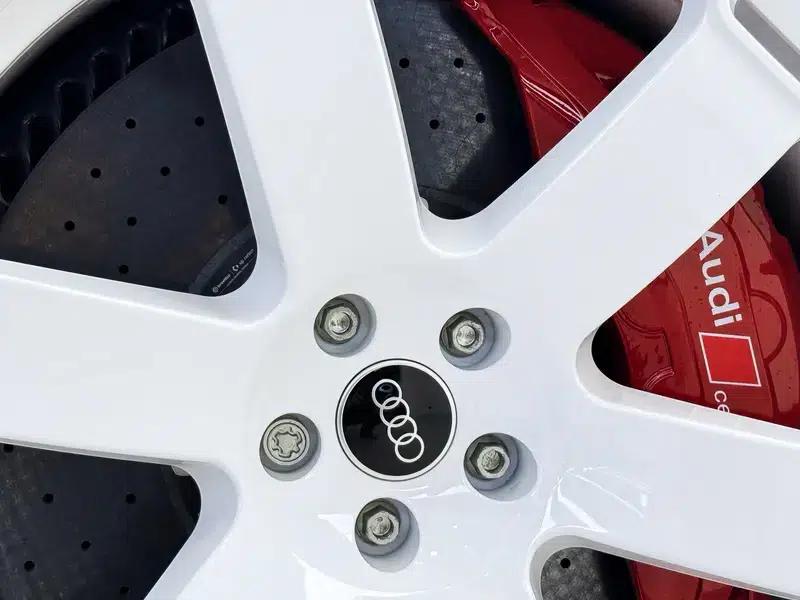 2025 Audi RS 6 Avant GT — миниатюра 12