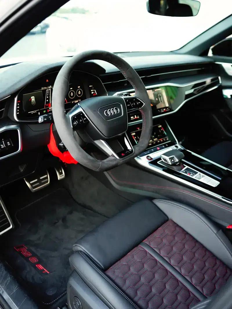 2025 Audi RS 6 Avant GT — миниатюра 14