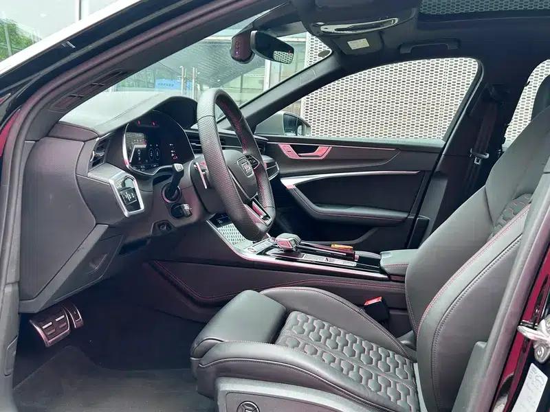 2024 Audi RS 6 RS 6 4.0T Avant Performance — миниатюра 15