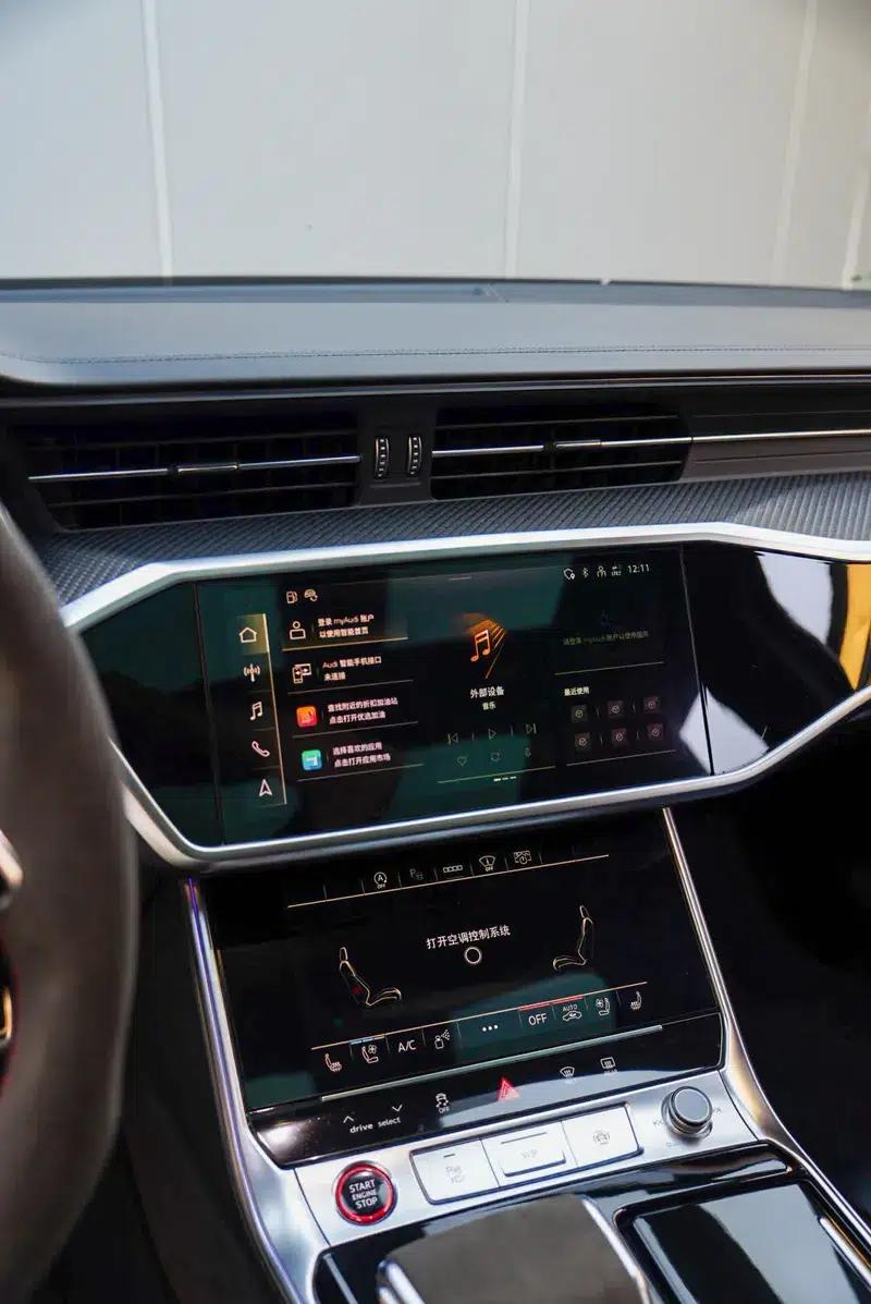 2021 Audi RS 6 RS 6 4.0T Avant — миниатюра 11