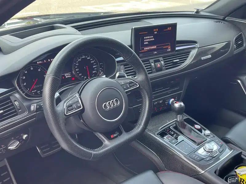 Audi RS 6 2018 4.0T Avant Limited Edition — миниатюра 17