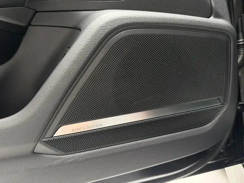 2022 Audi RS 6 RS 6 4.0T Avant — миниатюра 9