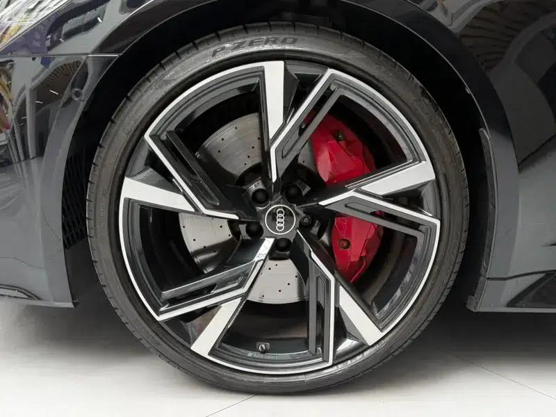 2022 Audi RS 6 RS 6 4.0T Avant — миниатюра 10