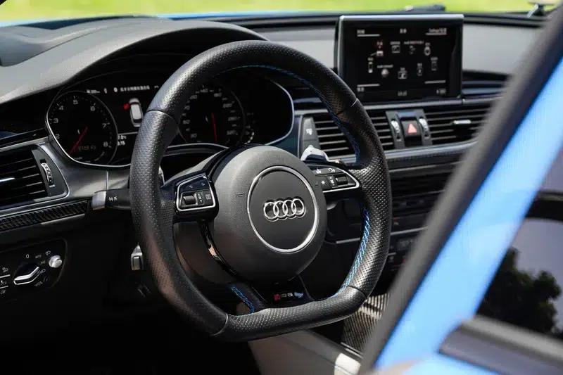 Audi RS 6 2018 4.0T Avant Limited Edition — миниатюра 28