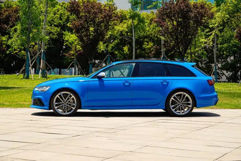 Audi RS 6 2018 4.0T Avant Limited Edition — миниатюра 4
