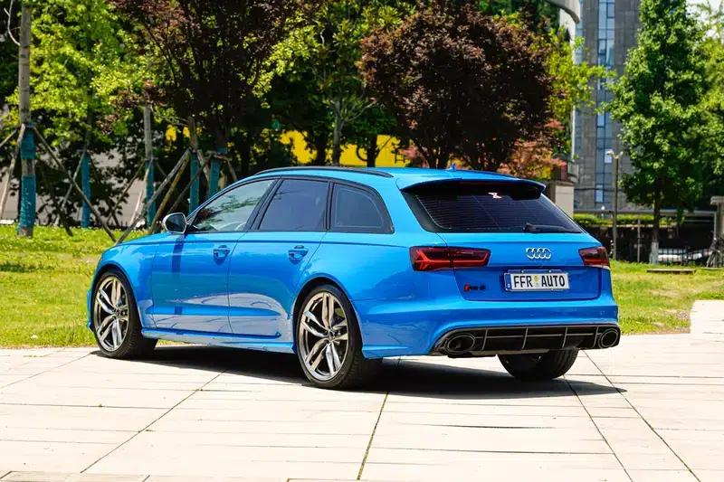 Audi RS 6 2018 4.0T Avant Limited Edition — миниатюра 5