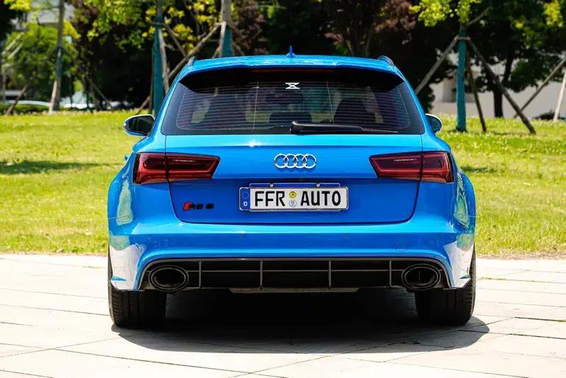 Audi RS 6 2018 4.0T Avant Limited Edition — миниатюра 6