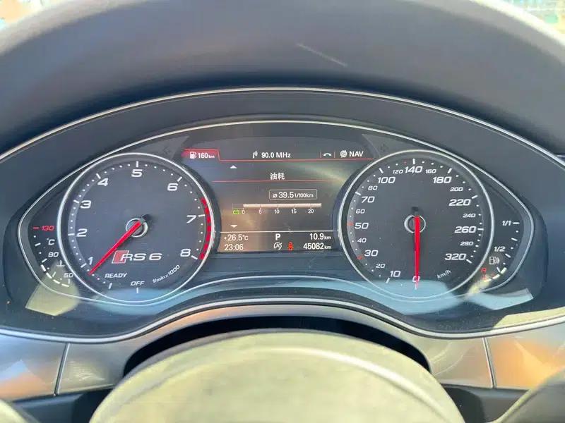 2016 Audi RS 6 4.0T Avant — миниатюра 13