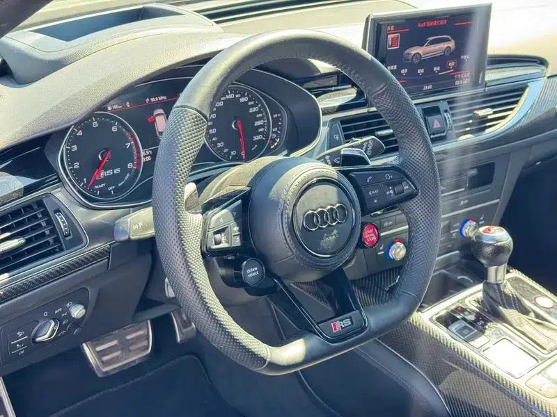 2016 Audi RS 6 4.0T Avant — миниатюра 14