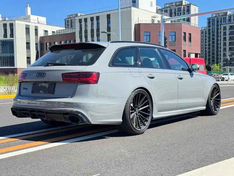 2016 Audi RS 6 4.0T Avant — миниатюра 6
