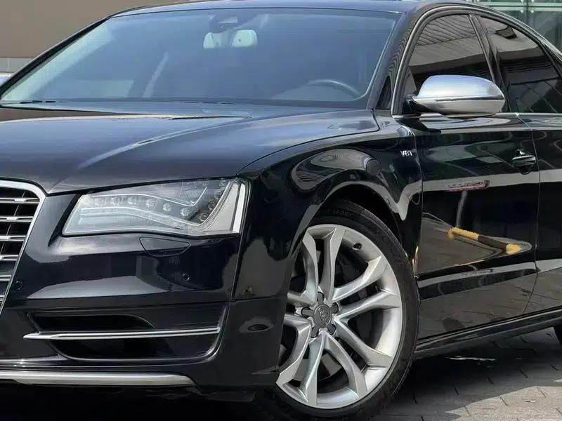 2013 Audi S8 4.0TFSI quattro — миниатюра 6