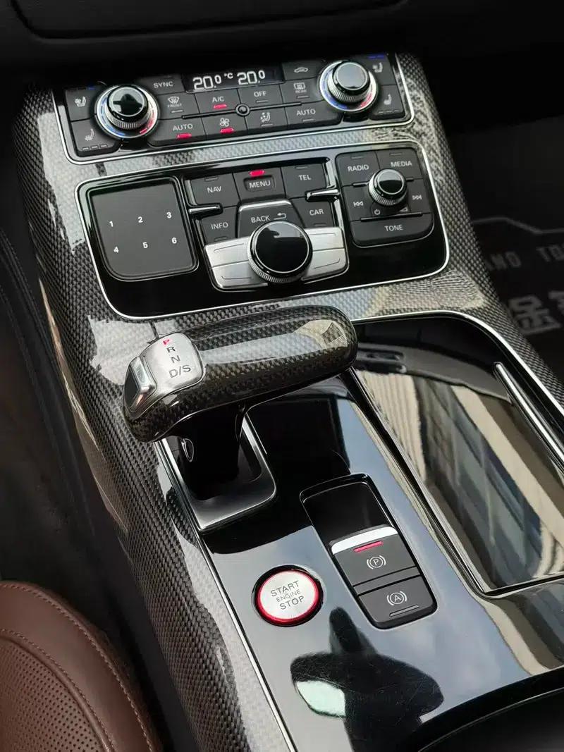 2013 Audi S8 4.0TFSI quattro — миниатюра 7