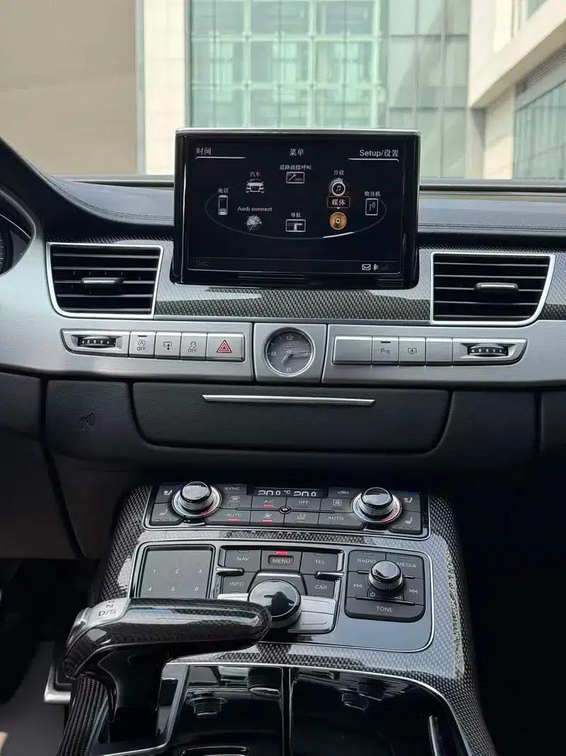 2013 Audi S8 4.0TFSI quattro — миниатюра 8