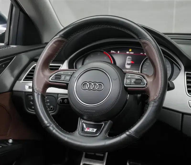 2013 Audi S8 4.0TFSI quattro — миниатюра 15