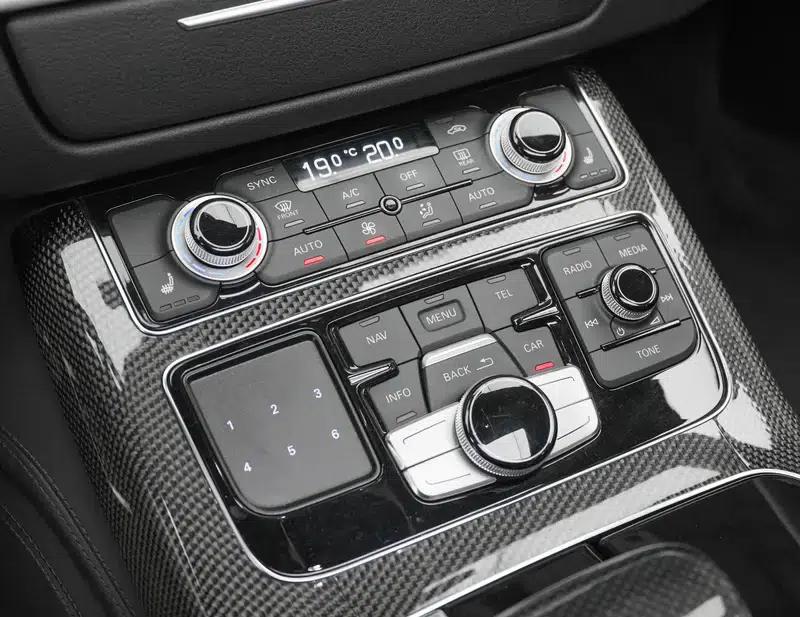 2013 Audi S8 4.0TFSI quattro — миниатюра 22