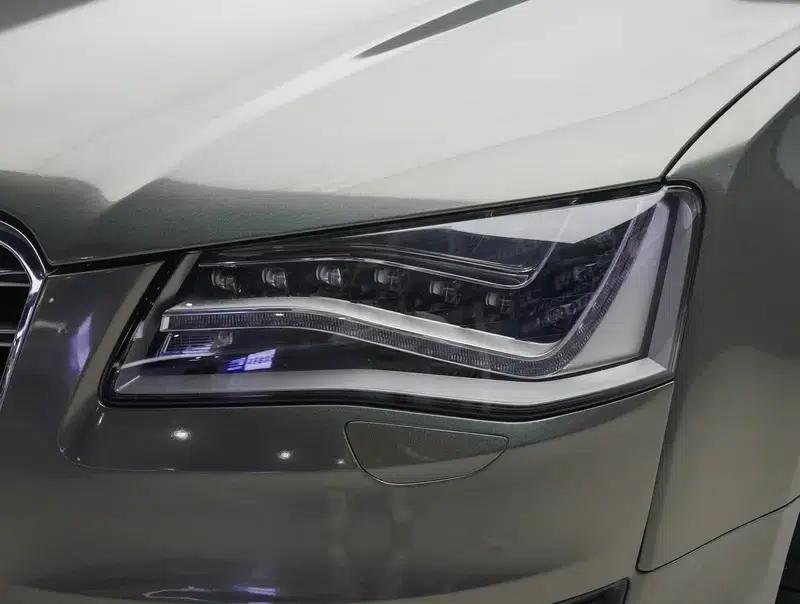 2013 Audi S8 4.0TFSI quattro — миниатюра 7