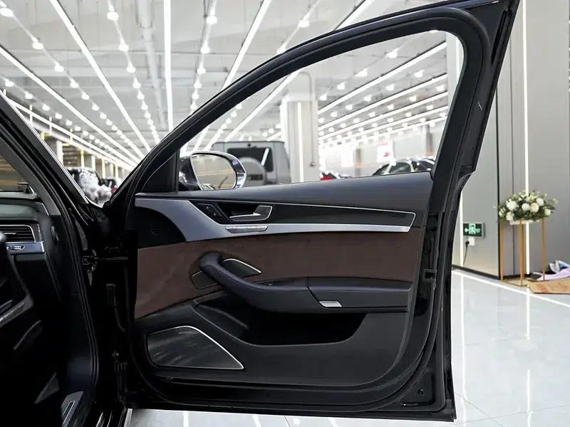 2013 Audi S8 4.0TFSI quattro — миниатюра 15