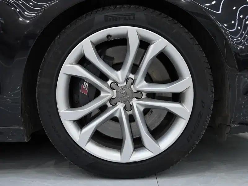 2013 Audi S8 4.0TFSI quattro — миниатюра 8