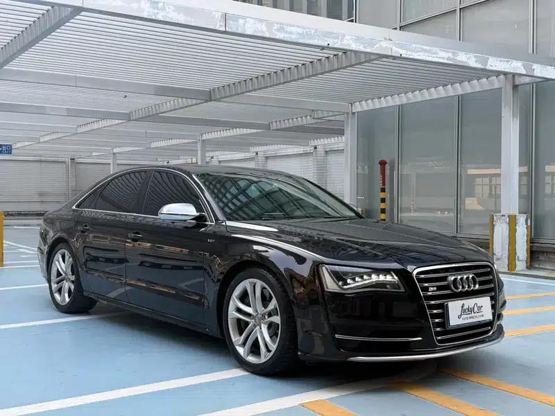 2013 Audi S8 4.0TFSI quattro — миниатюра 3