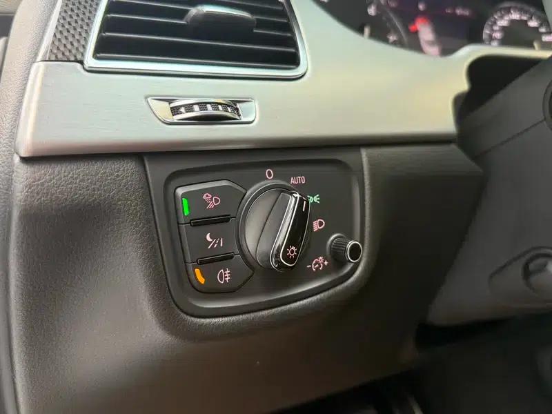 2013 Audi S8 4.0TFSI quattro — миниатюра 22