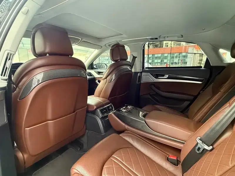 2013 Audi S8 4.0TFSI quattro — миниатюра 27