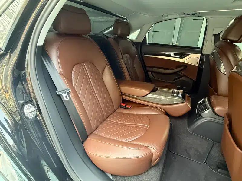 2013 Audi S8 4.0TFSI quattro — миниатюра 31