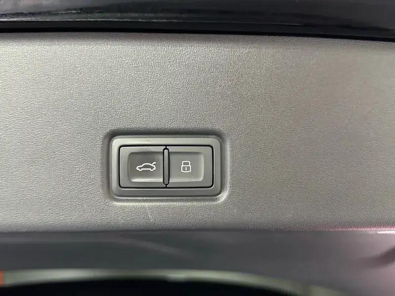 Audi Q6 2023 45TFSI quattro Qiyun Light Flying Rider Package — миниатюра 13