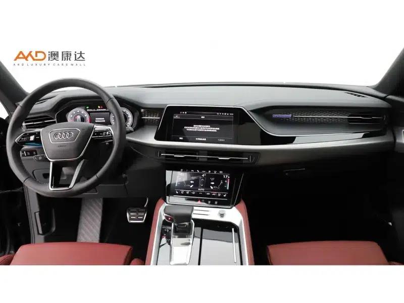 Audi Q6 2023 45TFSI quattro Black Knight Edition Light Flying Rider Package — миниатюра 7