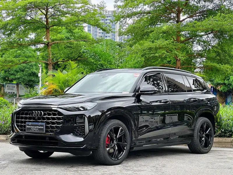 Audi Q6 2024 45TFSI quattro Black Knight Edition Flying Rider Package 7-seater — миниатюра 24