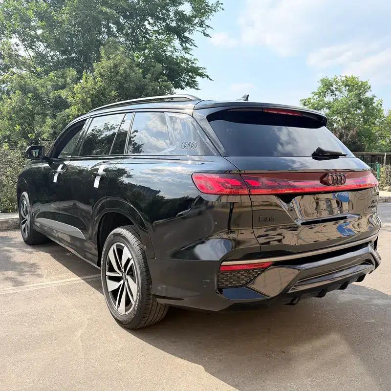 Audi Q6 2023 40TFSI quattro Cloud View Edition Feather Package — миниатюра 4