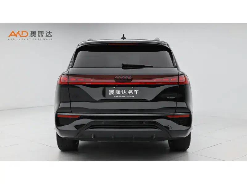 Audi Q6 2024 45TFSI quattro Black Knight Edition Flying Rider Package 6 Seats — миниатюра 3