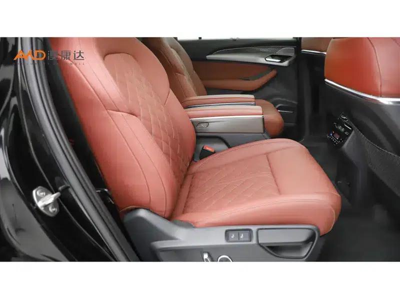 Audi Q6 2024 45TFSI quattro Black Knight Edition Flying Rider Package 6 Seats — миниатюра 9