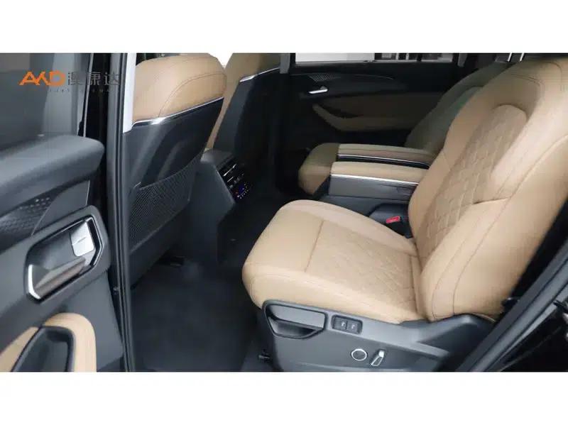 Audi Q6 2024 45TFSI quattro Qiyun Edition Yulin Package 6-seater — миниатюра 8