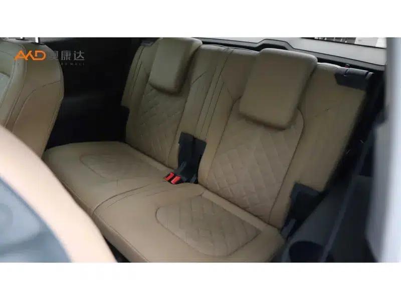 Audi Q6 2024 45TFSI quattro Qiyun Edition Yulin Package 6-seater — миниатюра 9