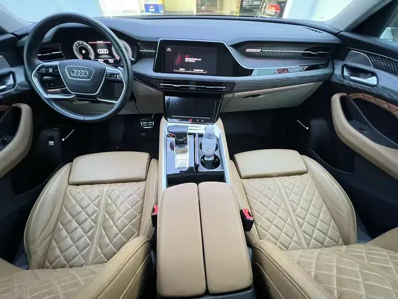 Audi Q6 2023 50TFSI quattro Cloud Edition Flying Rider Package — миниатюра 7