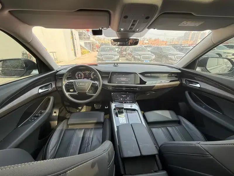 Audi Q6 2023 40TFSI quattro Cloud View Light Package — миниатюра 12